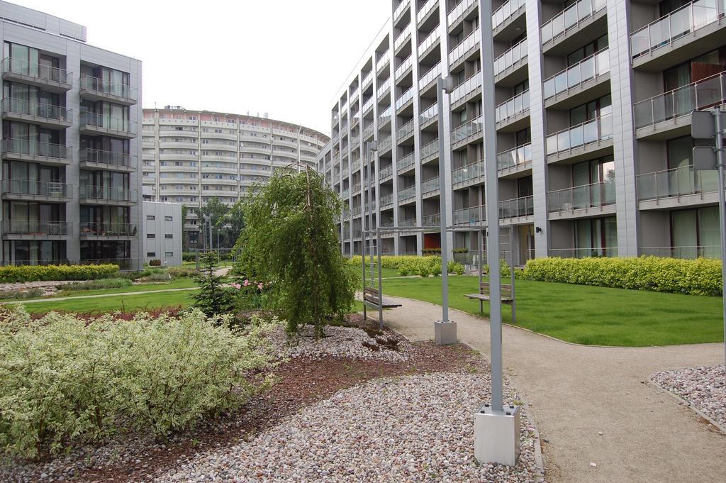 Apartament Triton Park Varşovia Exterior foto