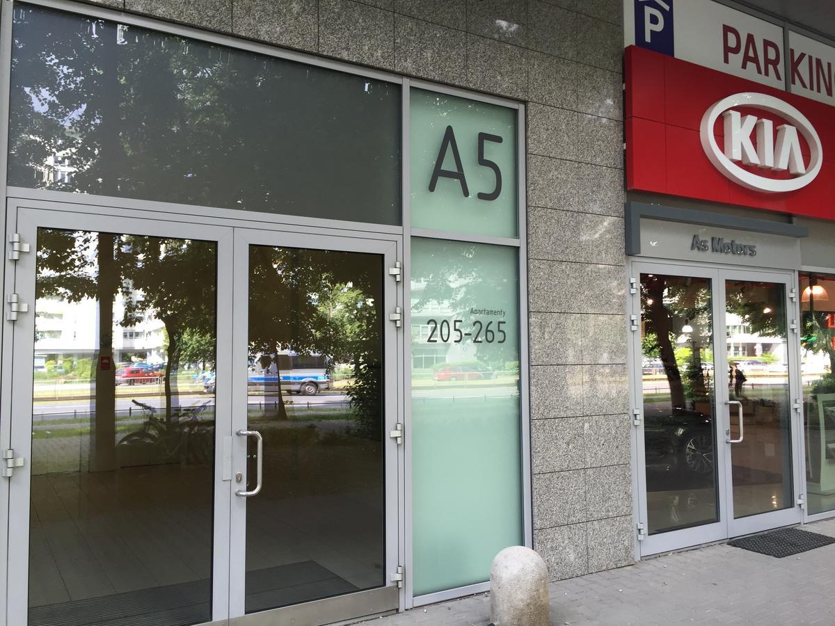 Apartament Triton Park Varşovia Exterior foto