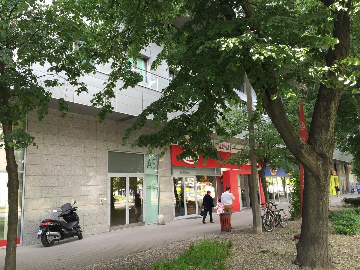 Apartament Triton Park Varşovia Exterior foto